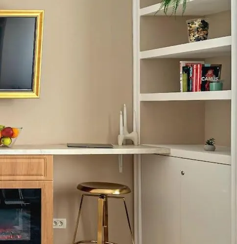 Heritage No 4 Stylish With Iconic Views In The Heart Of The Apartman Bukarest